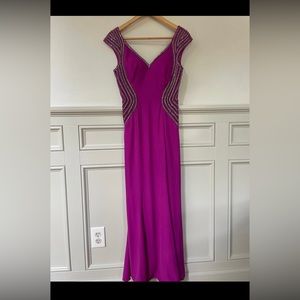 Lila Madison gown size S